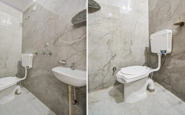 OYO Flagship 70066 Hotel Green Apple