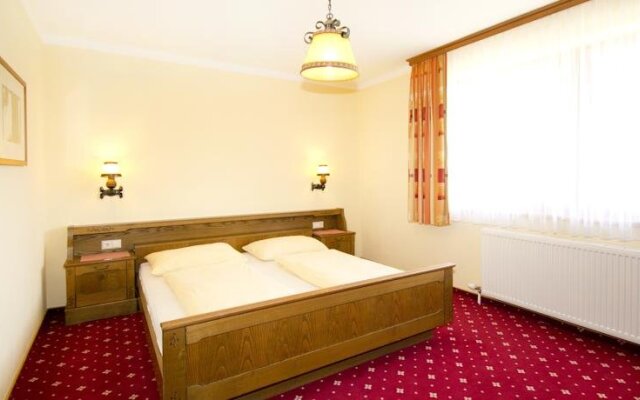 Hotel Garni Hochwurzen