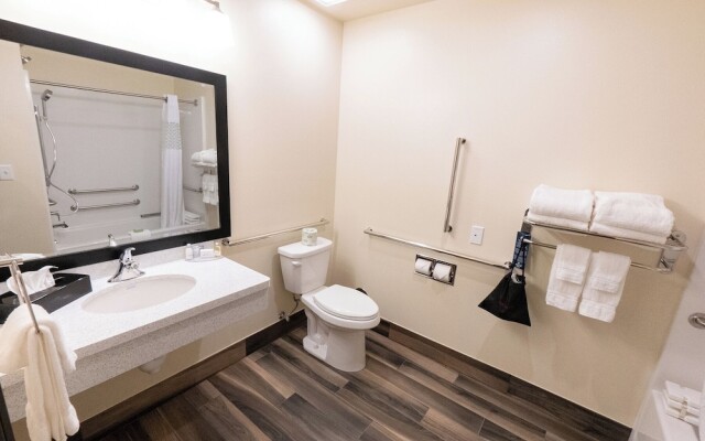 Cobblestone Inn & Suites - Sheldon