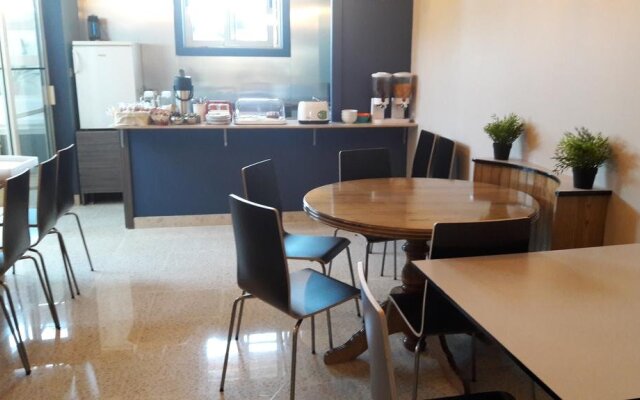 Estrella Lodging