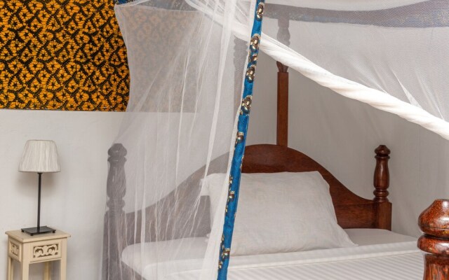 Zanzi Rest Bungalows