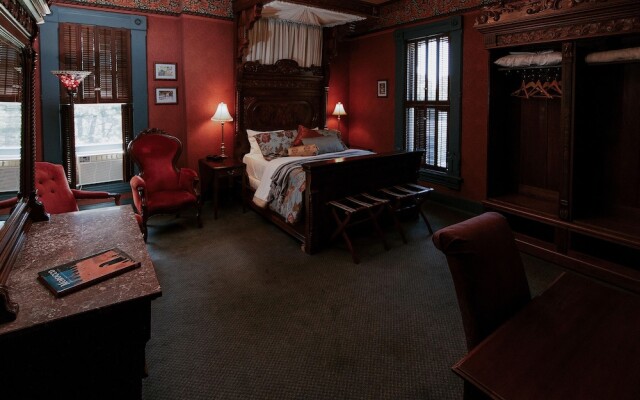 Inn at Pine Terrace