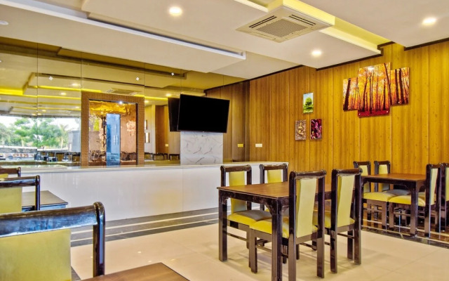 Collection O 44170 Vaishali Plaza Jaipur