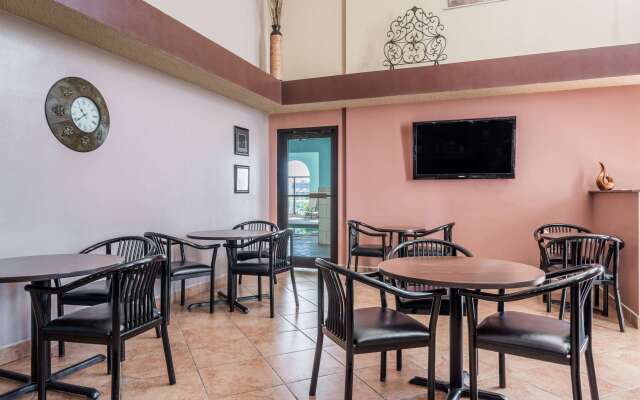 Days Inn by Wyndham Amarillo - Medical Center