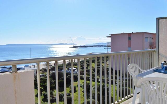 Appartement Le Lavandou, 3 pièces, 6 personnes - FR-1-251-374