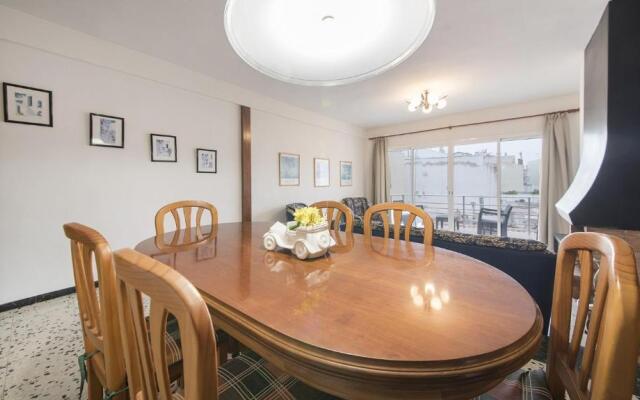 R28 Apartamento Montserrat 11-3
