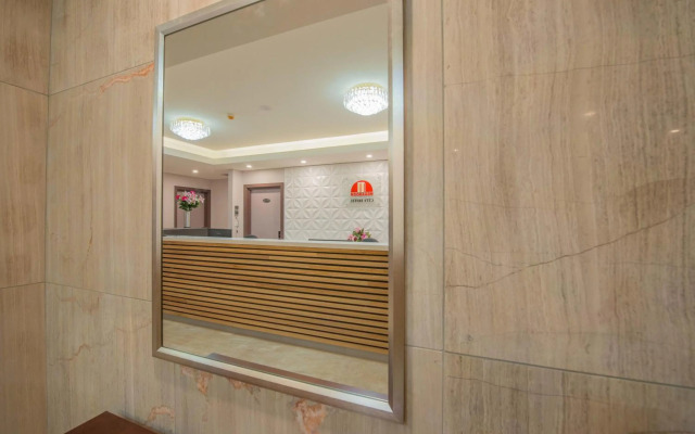 Megaboom City Hotel