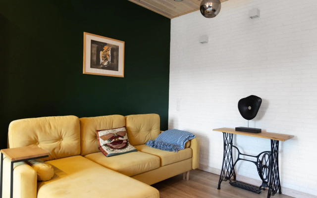 Карельский лось на улице Еремеева