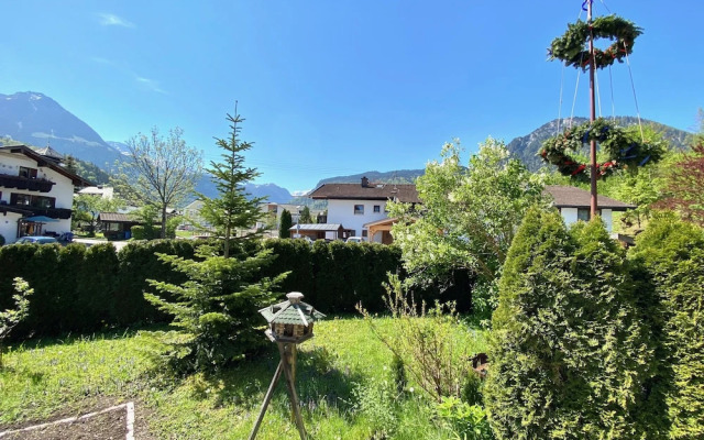 FeWo Zirbenblüte