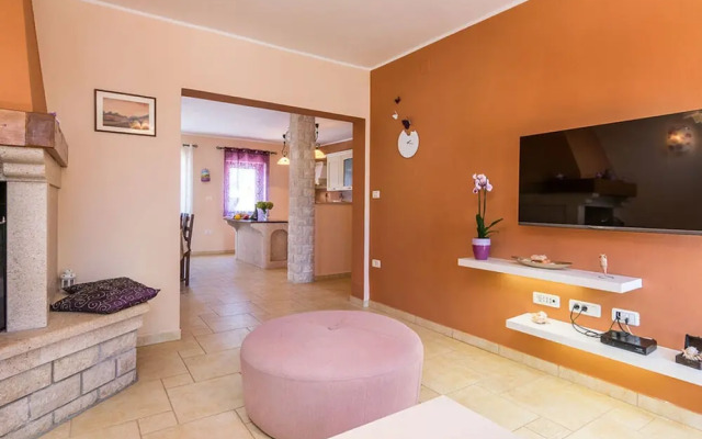 Villa Emanuel Comfortable Holiday Residence