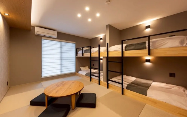 STAY THE RINKU BAY Private Guest House – Guest Rooms – Izumisano