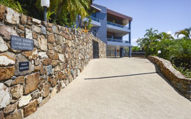 Airlie Harbour 3 Bedroom Apartment