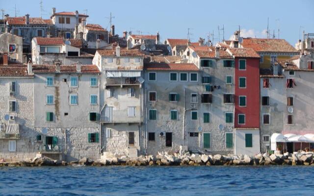 Villa Cissa Apartments by Irundo