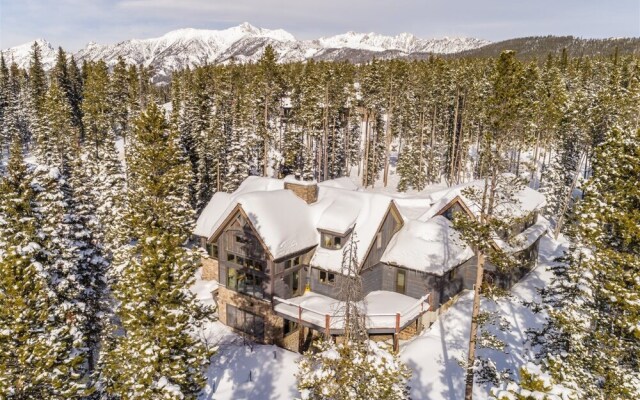 Big Sky - Little Plume Lodge