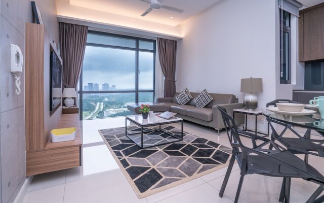 OYO Home 89724 Amazing 2br Grand Medini