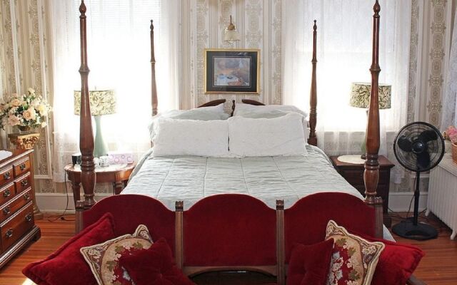 Port City Guest House