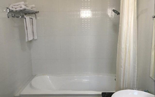 Royal Pearl Hotel