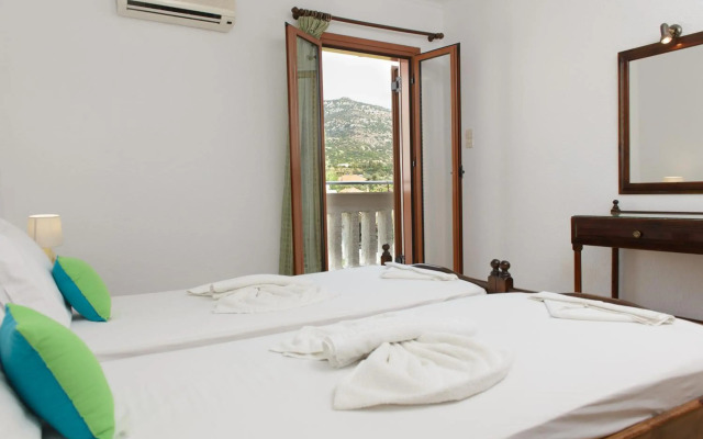 Smaragda Hotel