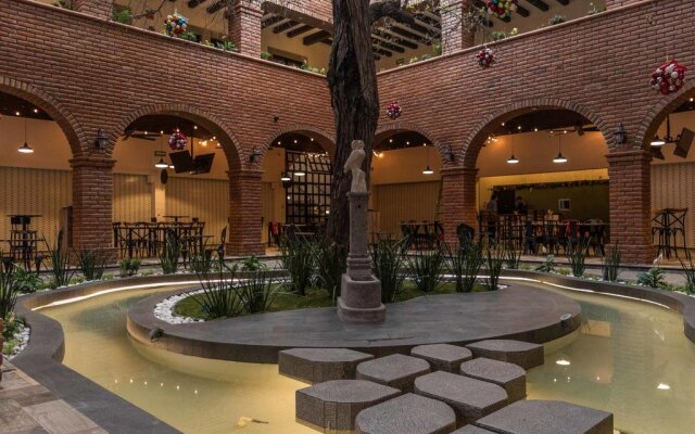 Punto Madero Hotel & Plaza