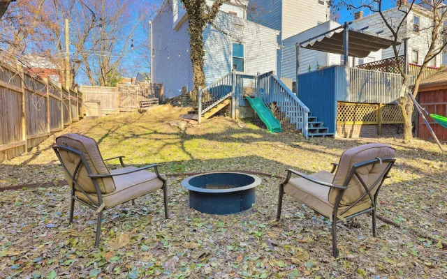 Cincinnati Home w/ Deck & Private Hot Tub!