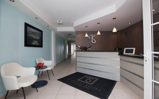 Tropical Suites Hotel