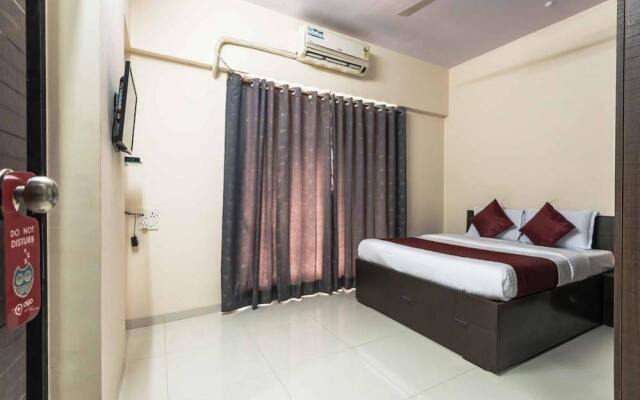 OYO Apartments BKC Kalanagar