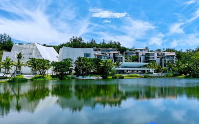 Wanning Xinglong Longing Hotel and Resort(All Suite Rooms)
