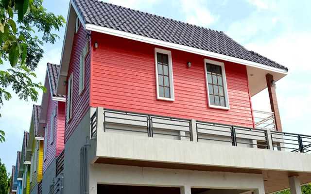 Toffee House Resort