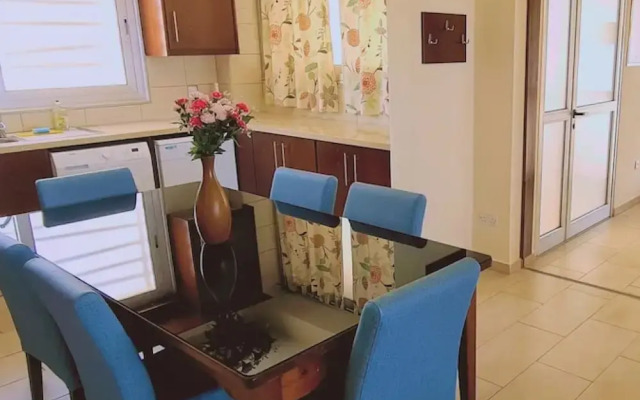 40 PRO 1 - Sunrise Beach Apt 1