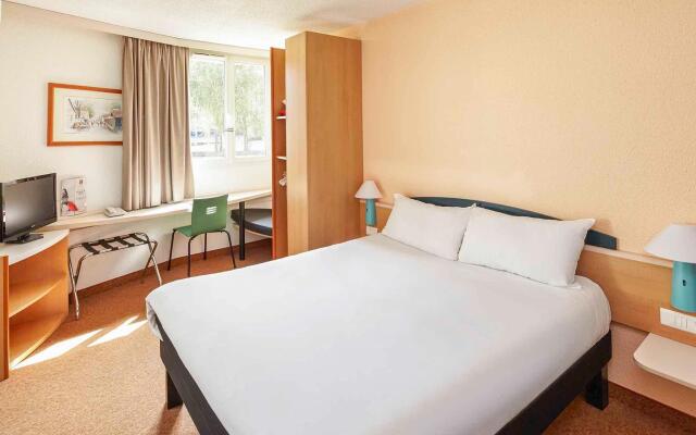 ibis Chartres Ouest Luce