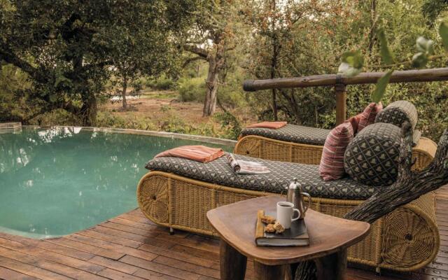 Tuningi Safari Lodge