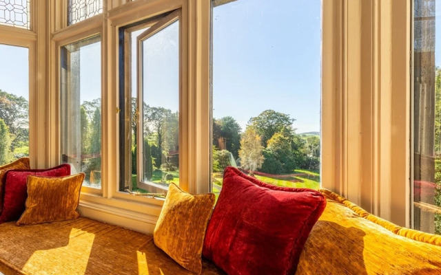 Kendal - Gothic Hall - Luxury Rooms or Apartment