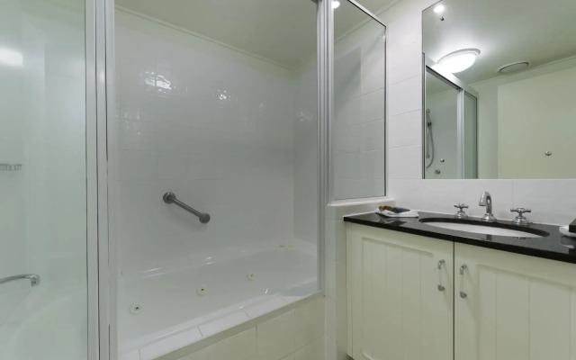 Mandalay Luxury Beachfront Apartments