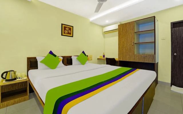 Treebo Surya Comforts, 200 Mtrs From Kolhapur Railway Station