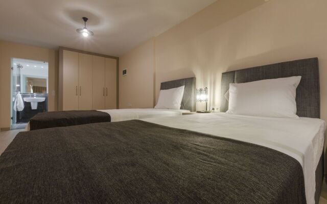Farrys Boutique Hotel & Beach Club