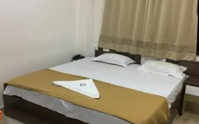 Royal Meriton Hostel