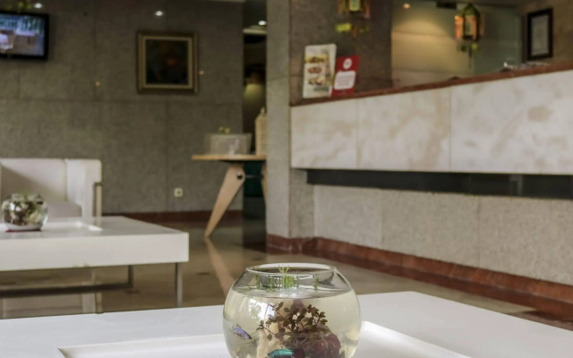 NIDA Rooms Ahmad Yani Cempaka