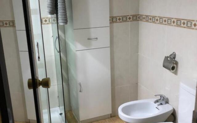 Studio Apartment Yate1