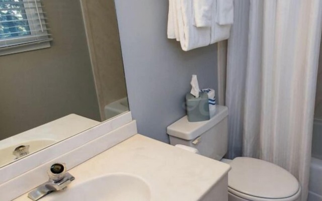Seaglass Inn & Spa
