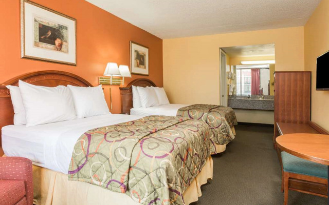 Quality Inn New Orleans I-10 East