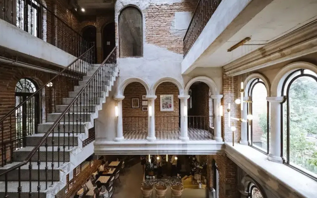 Cataleya Estate