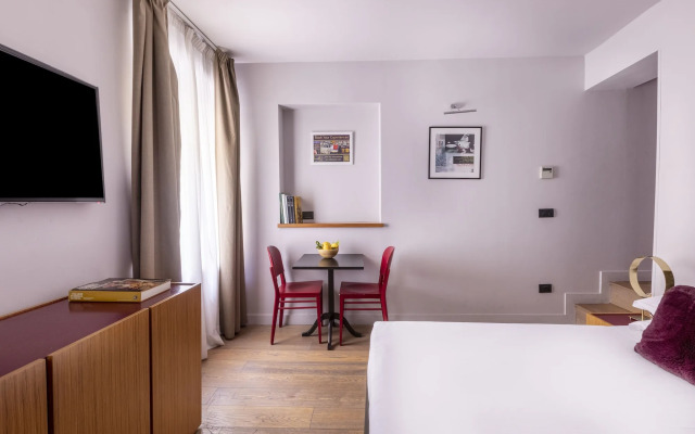 DownTown Boutique House - CA Domus Collection