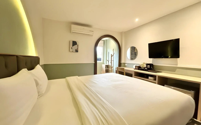 Victoria Nimman Hotel