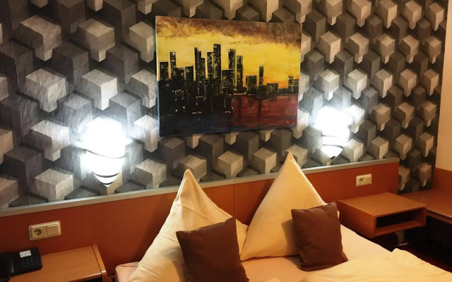 Hotel Stadt Hamburg am Fluss Saarbrücken