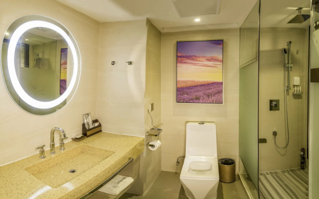 Lavande Hotel Qingdao Wusi Plaza Branch