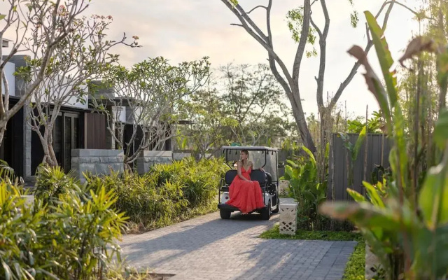 Sumitra Luxury Villas & Resort by Pramana
