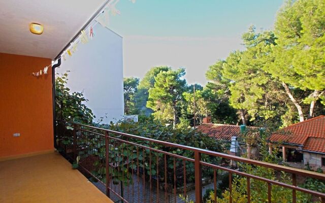 Apartments Branko 1348