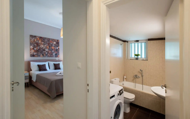 Blue Ark Acropolis Spirit