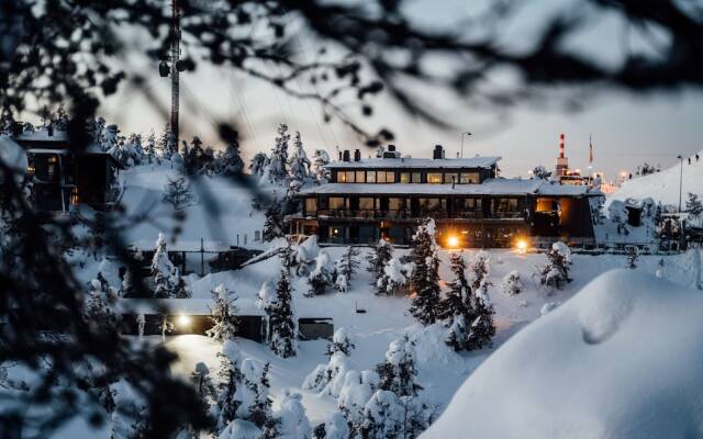 Ruka Peak