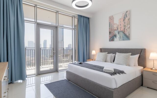 DXB - Blvd Crescent T1 - 2401 - DT